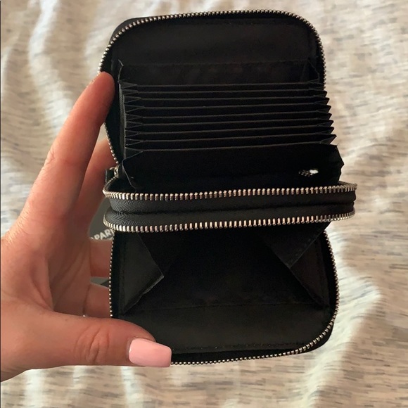 BUNDLE - Picture 4 of 6